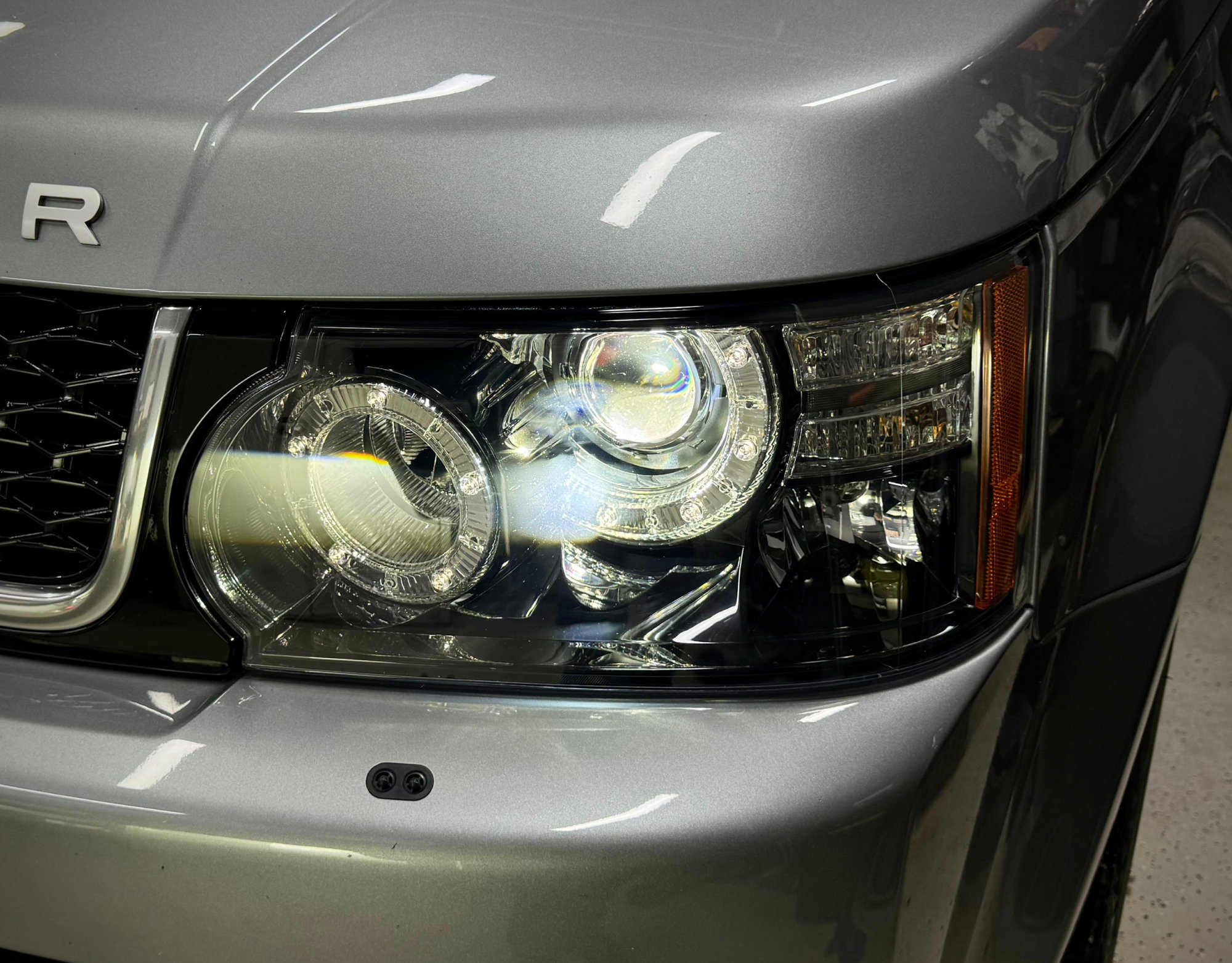 Range Rover Sport (L320) - Установка Bi-LED модулей. Фото 3